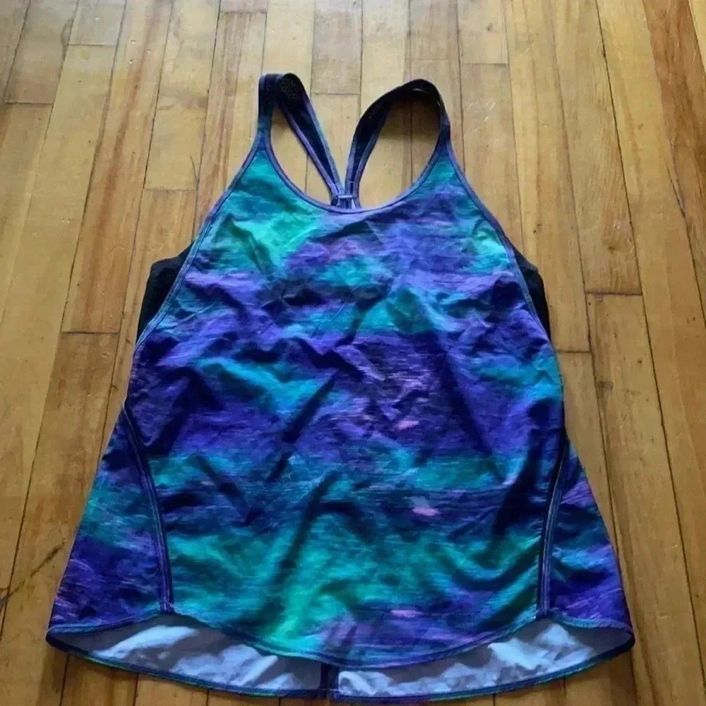 Lululemon top